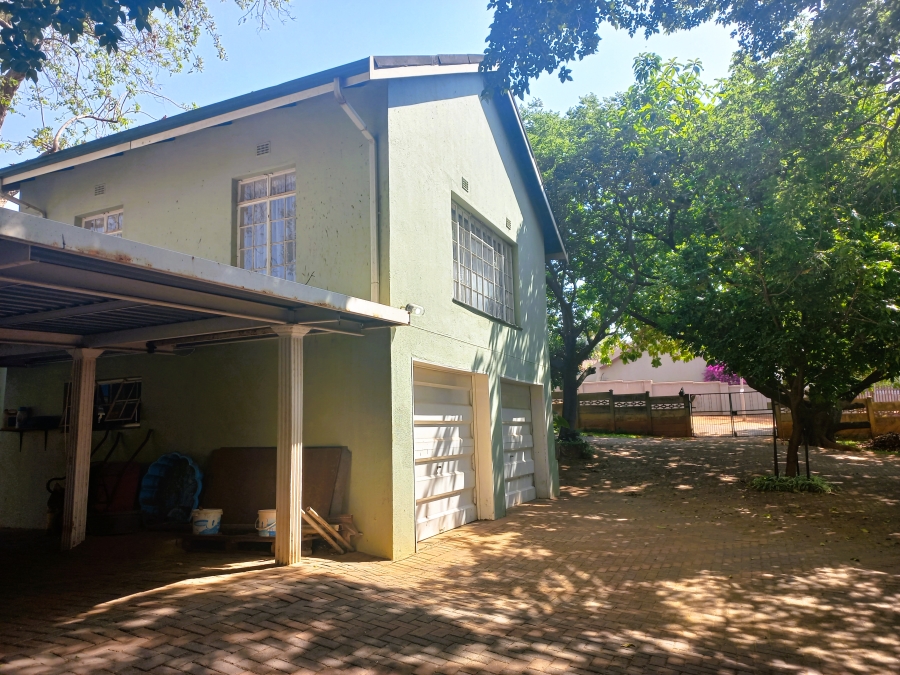 4 Bedroom Property for Sale in Protea Park North West